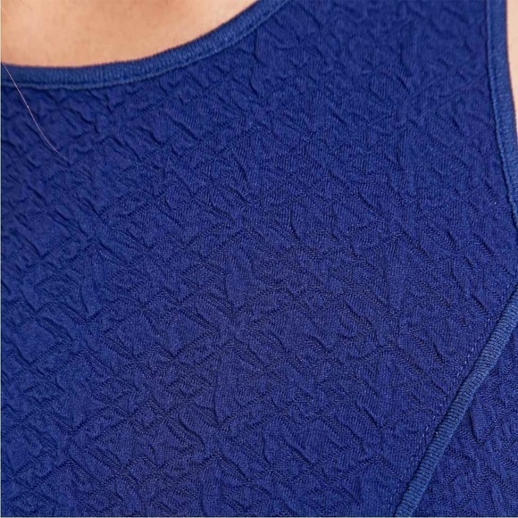 UO Silence + Noise Textured Knit Cross Back Dress - Picture 4 of 11